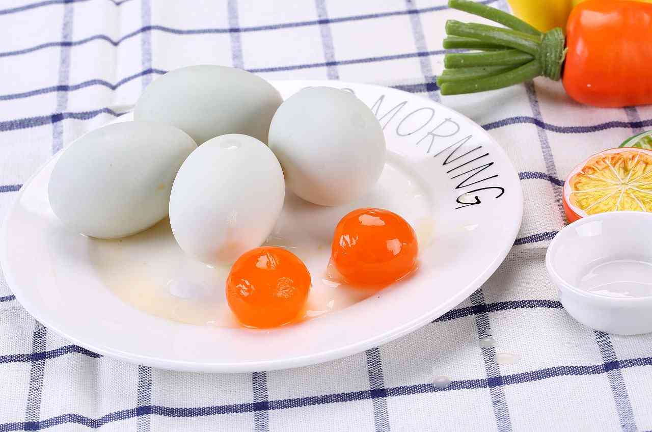 孕妇能吃咸鸭蛋吗 孕妇可以吃盐蛋不